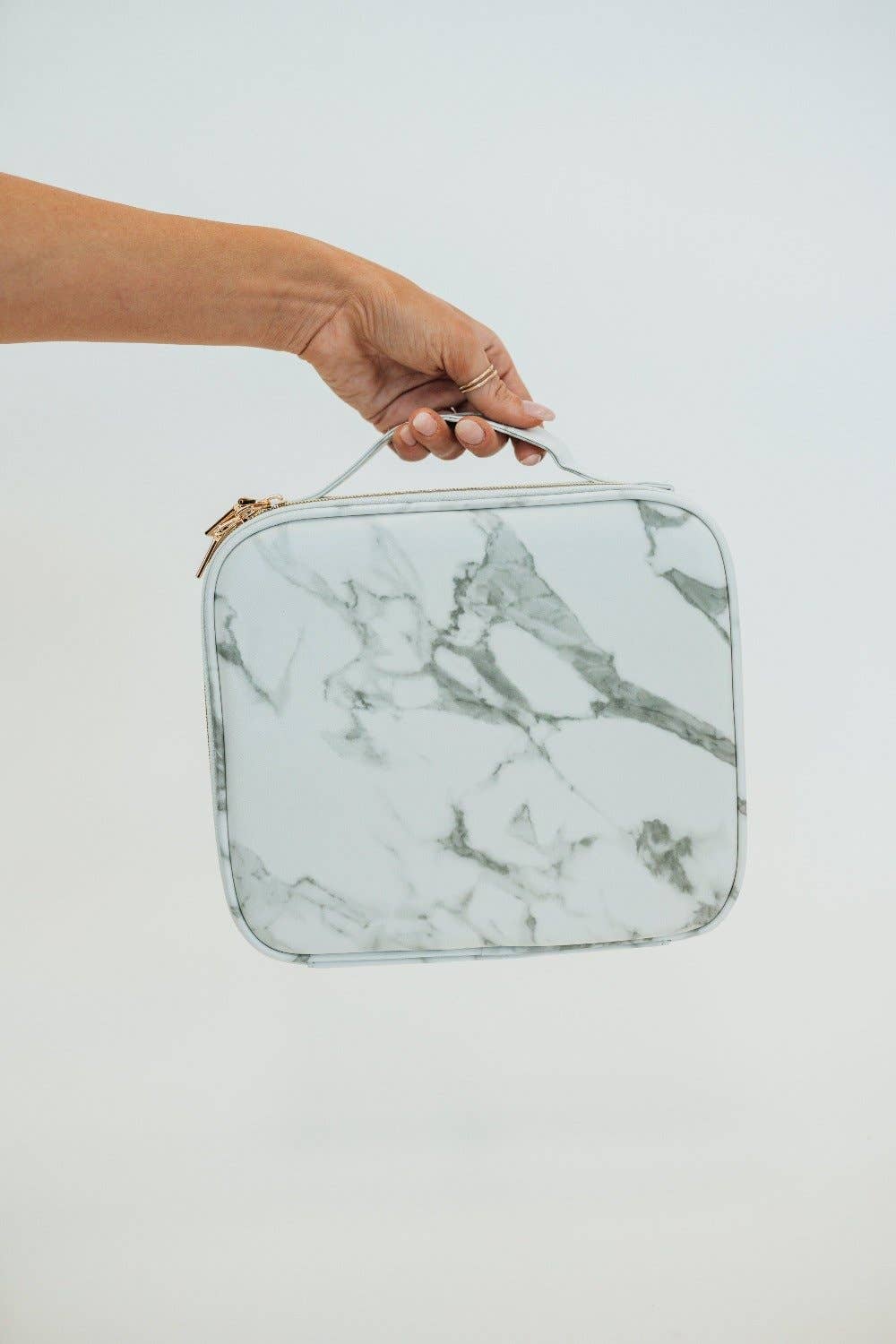 modern and chic - Vente Trousses de maquillage/cosmétique - Trousse cosmétique personnalisable Khloe1