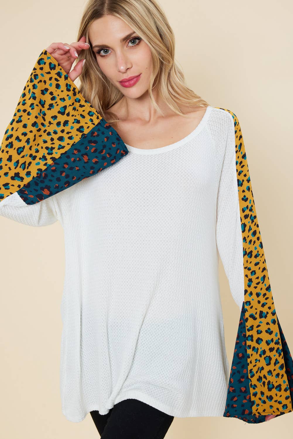 FSL Apparel – wholesale Tunic – Women’s – ST6590 - Bell sleeve top with color contrast leopard print13