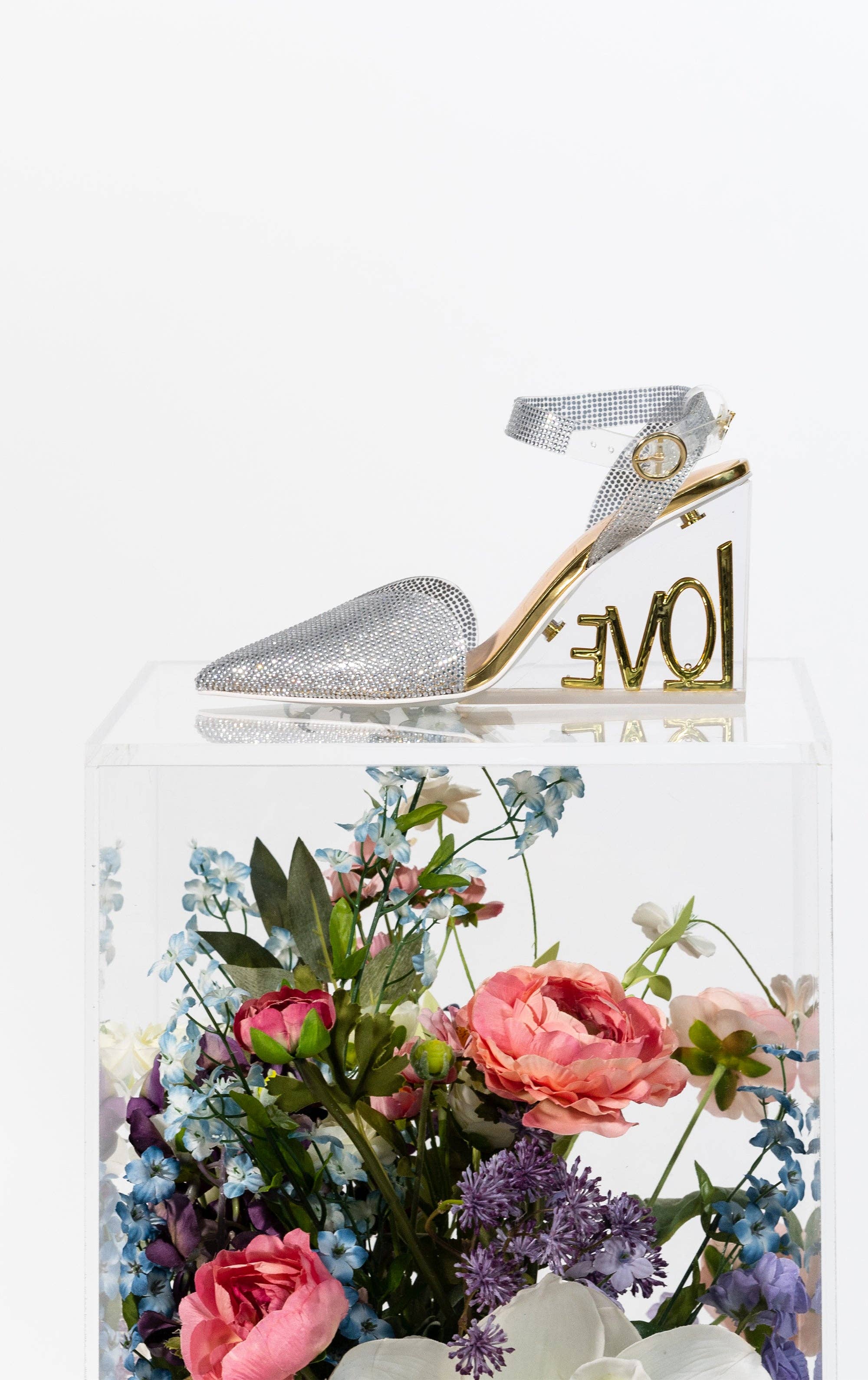 She is Cheval - Wholesale High Heels - Women's - Did my Heart Love, 'Til Now?9