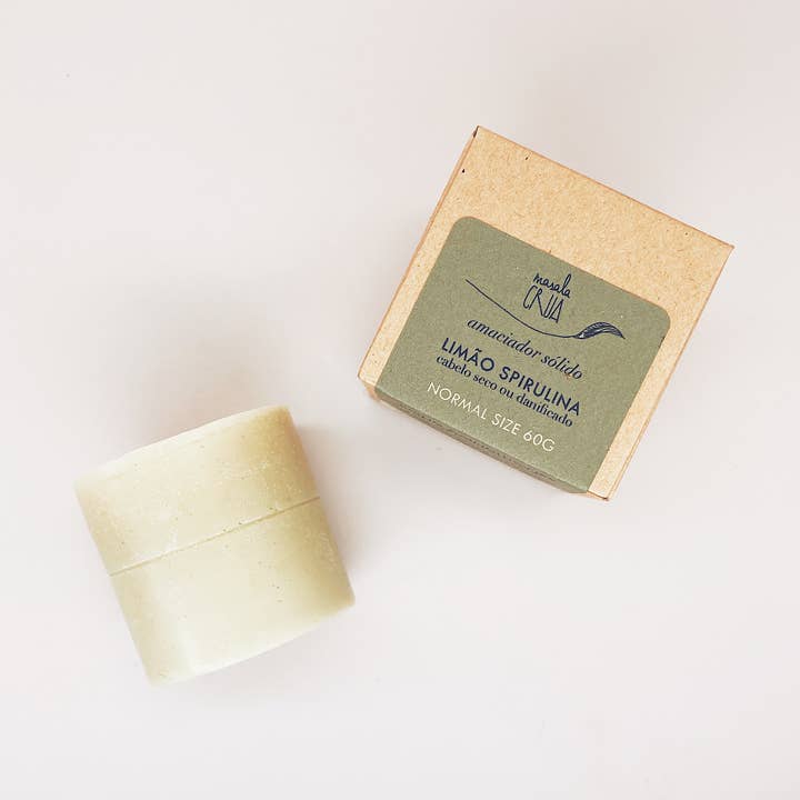 Revitalisant solide naturel au citron et à la spiruline pour cheveux secs pour la vente par Masala crua