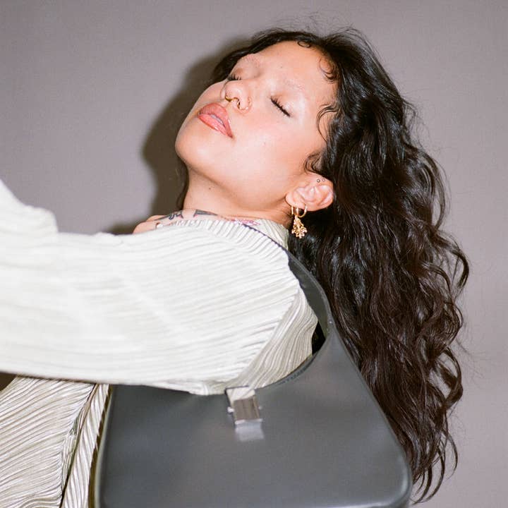 Like Dreams - Wholesale Shoulder Bag - Women's - Genevie Shoulder Bag Stylish Tote Purse Perfect for Outings3