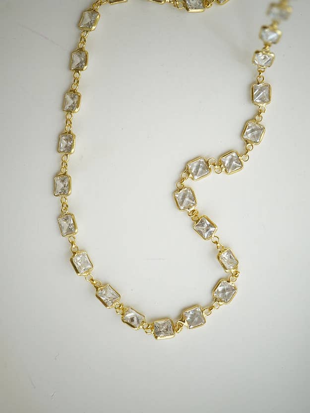 Collier Chaîne en Zircon Carré pour la vente par Jewelarin