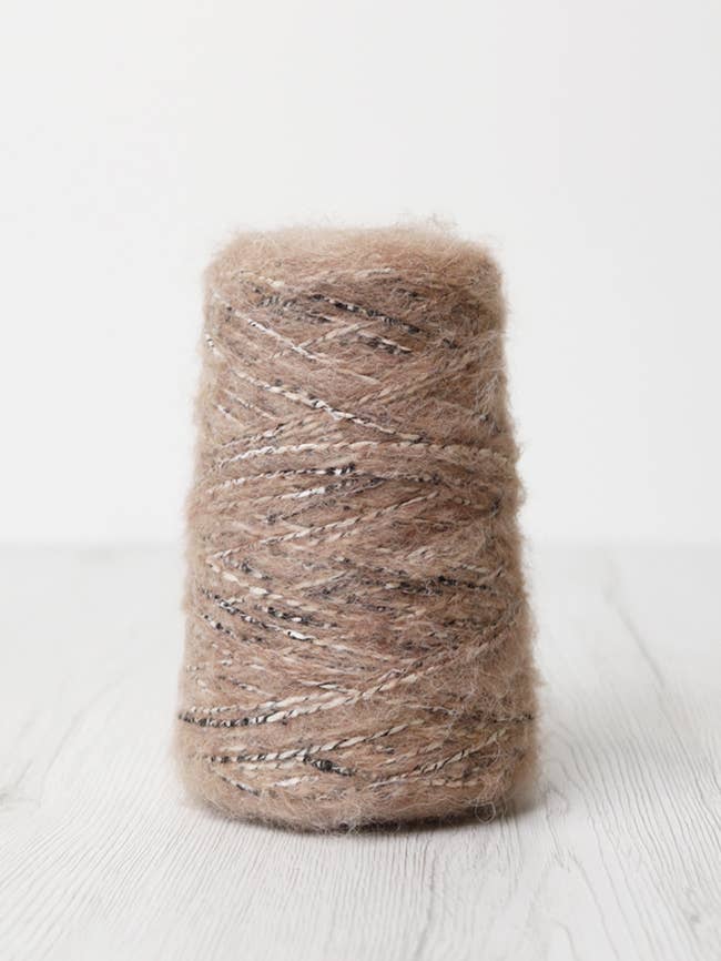 DHG - Wholesale Yarn - CAPE TOWN 250g yarns - recycled yarns OUTLET5