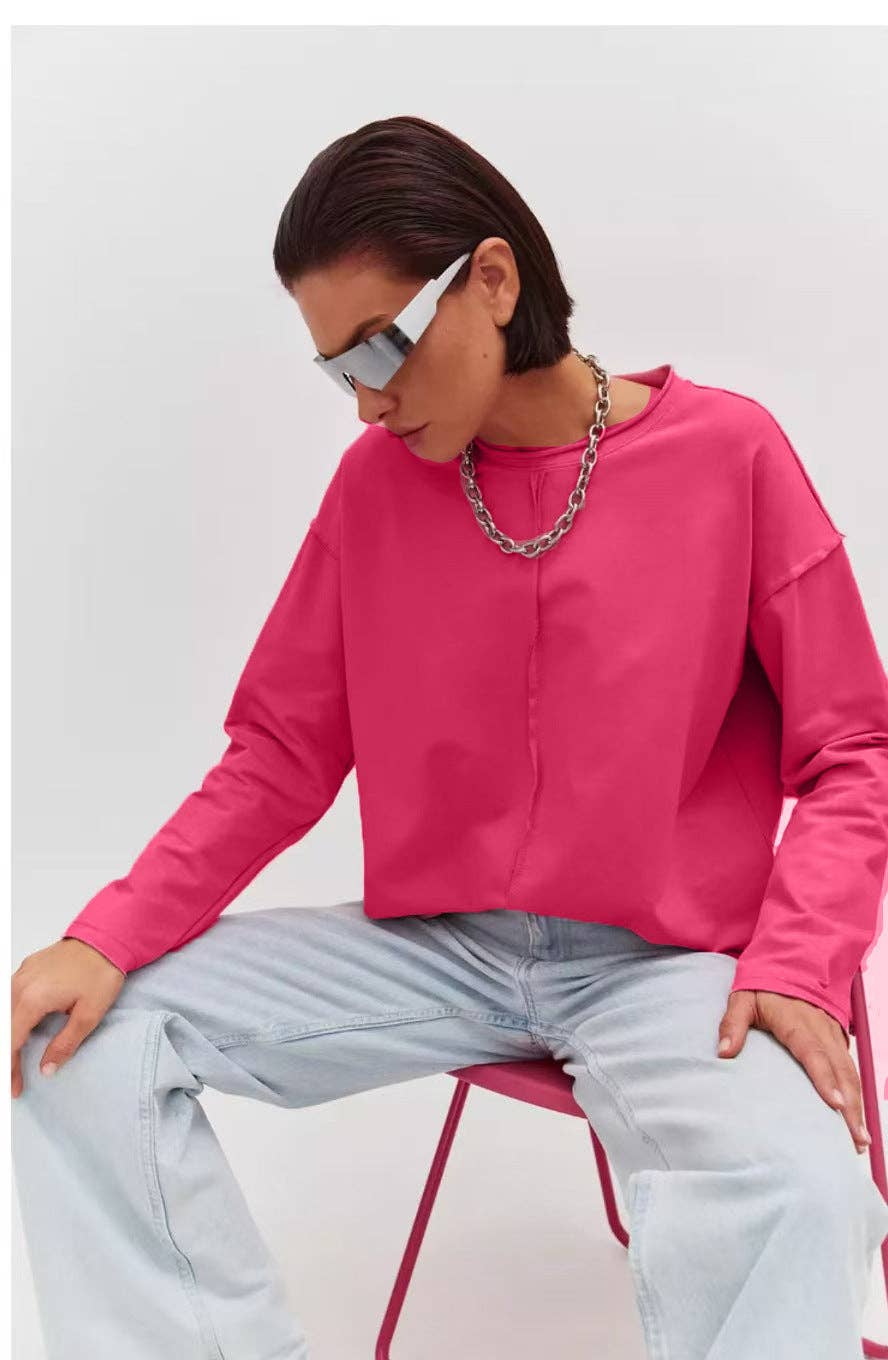 Suhkasana – wholesale T-shirt (utan tryck) – Dam – Avslappnad löst sittande bomullströja med långa ärmar och slitna detaljer.23