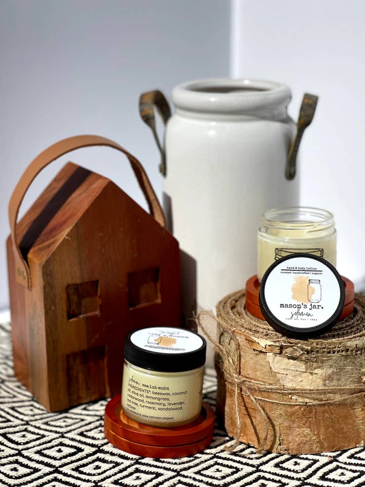 Lotion Salomon 8 oz pour la vente par mason’s jar.