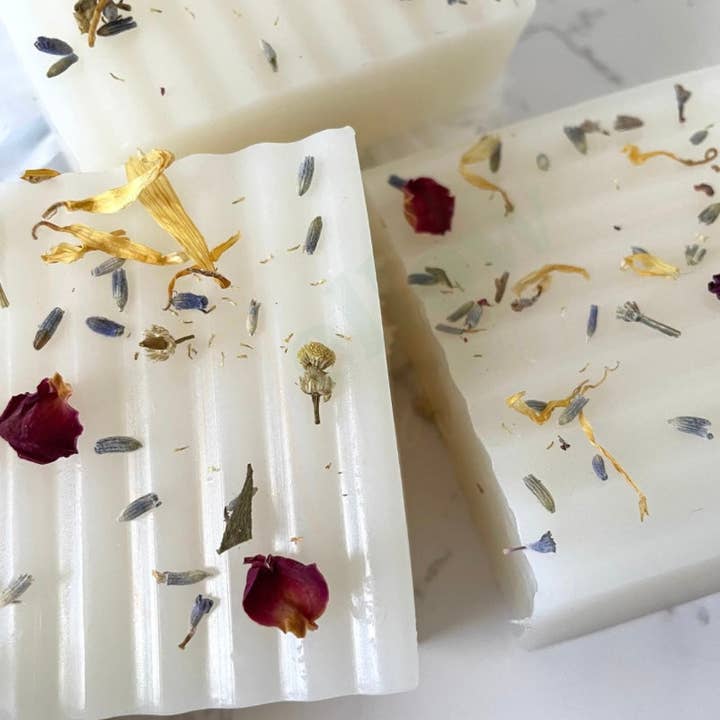 Mellow Melanin LLC - Wholesale Bar Soap - Feminine Wash with Apple Cider Vinegar Yoni Soap
