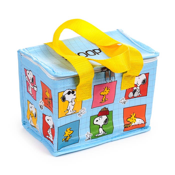 RPET Cool Bag Lunch Bag Peanuts Snoopy & Woodstock for wholesale by Puckator EU