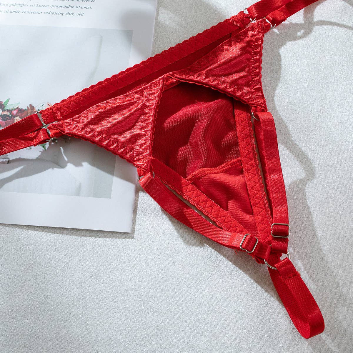 Lina Lind - Wholesale Lingerie Set - Women's - Sexy lingerie set with garter belt and black tassels LL580426