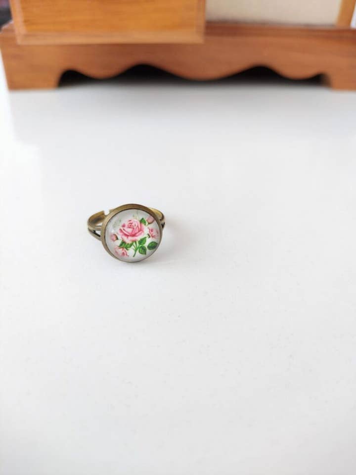 EXPANDABLE ROSE RING for wholesale by Minnirella