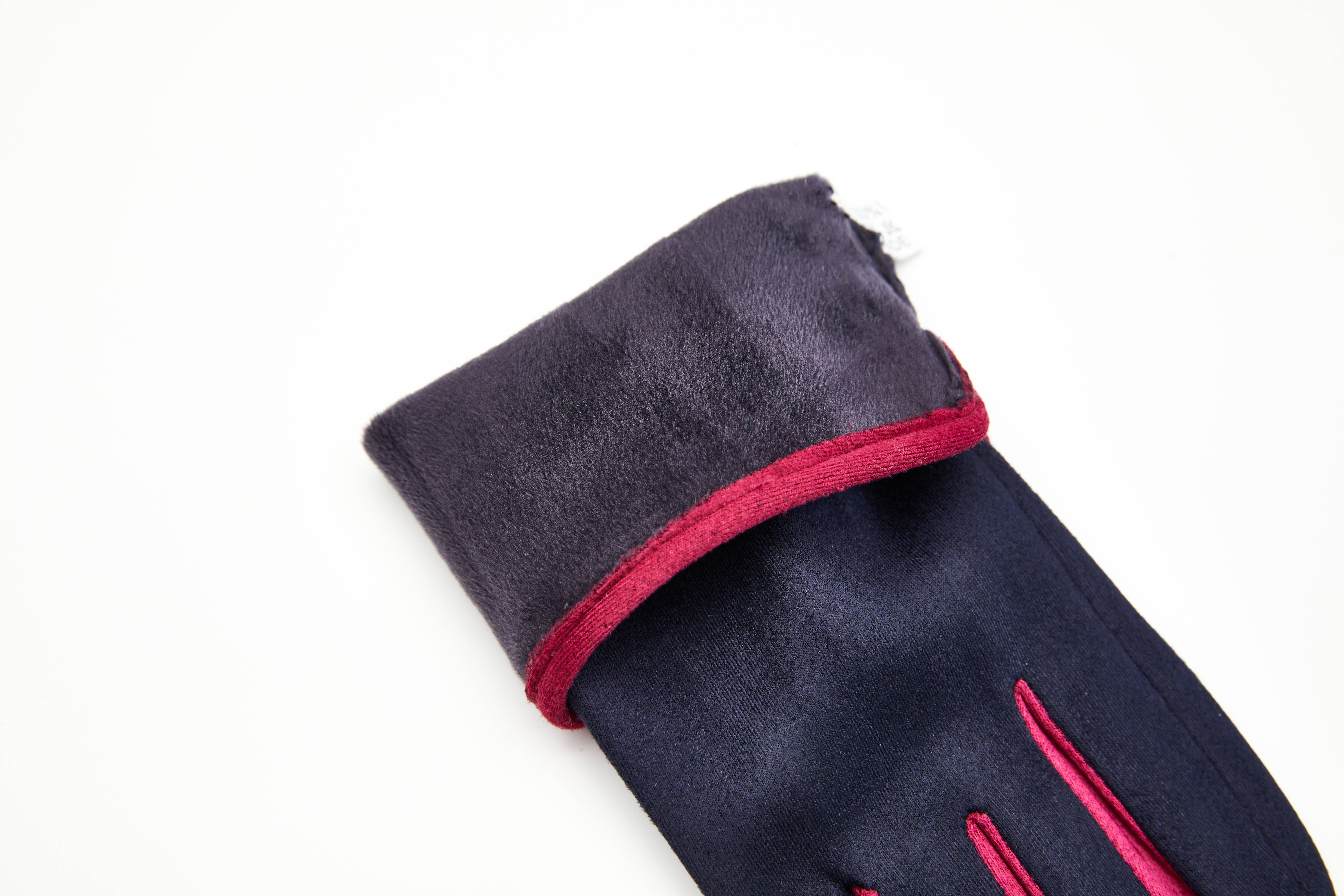 Aavion – wholesale Gloves – Women's – Women's Faux Suede Touchscreen Gloves–Stylish Trim & Button1