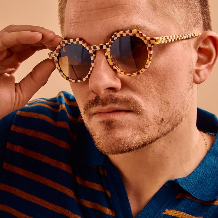 SARDINE - Wholesale Sunglasses – Unisex - SARDINE - Georgie - Toasted Moxie Checkered Sunglasses7