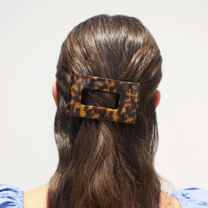 VIAI Beauty - Wholesale Hair Clip - Women's - Tortoise Medium Flat Rectangle Hair Clip3