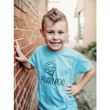 Fournado (Fireårig) : Ungdoms T-shirt for engroshandel hos Megan Lee Designs