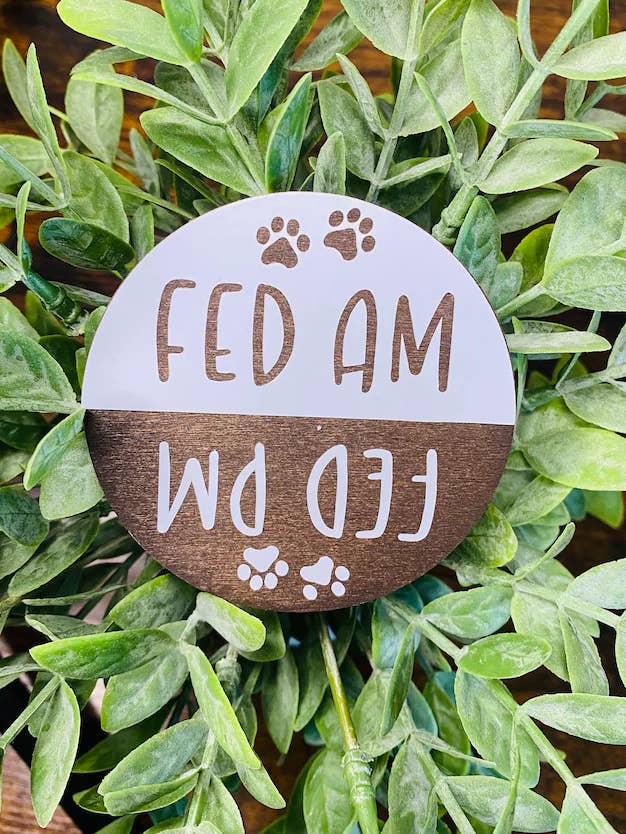 Aimant pour animaux de compagnie pour la vente par The Sticky Factory