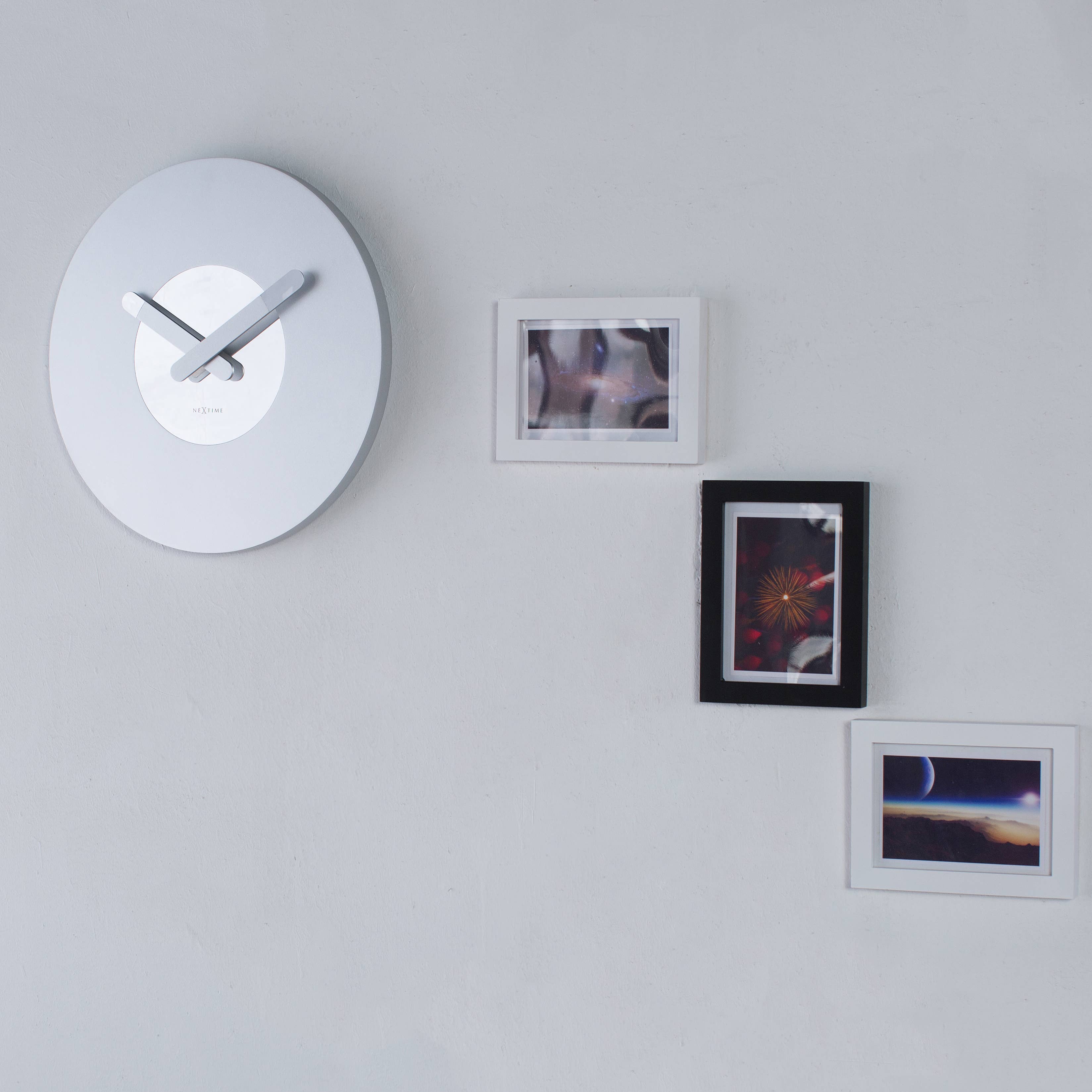 Unek Goods LLC - Wholesale Wall Clock - In Touch Wall Clock1