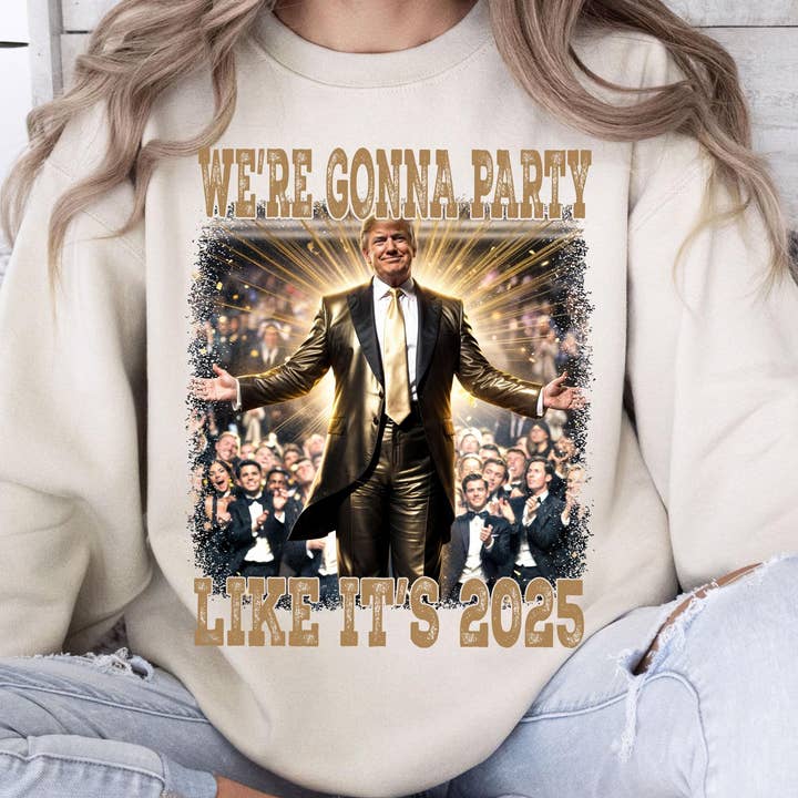 Chemise à nœud coquette Trump Nouvel An 2025, Sweat-shirt Nouvel An pour la vente par NVC Ecommerce LLC
