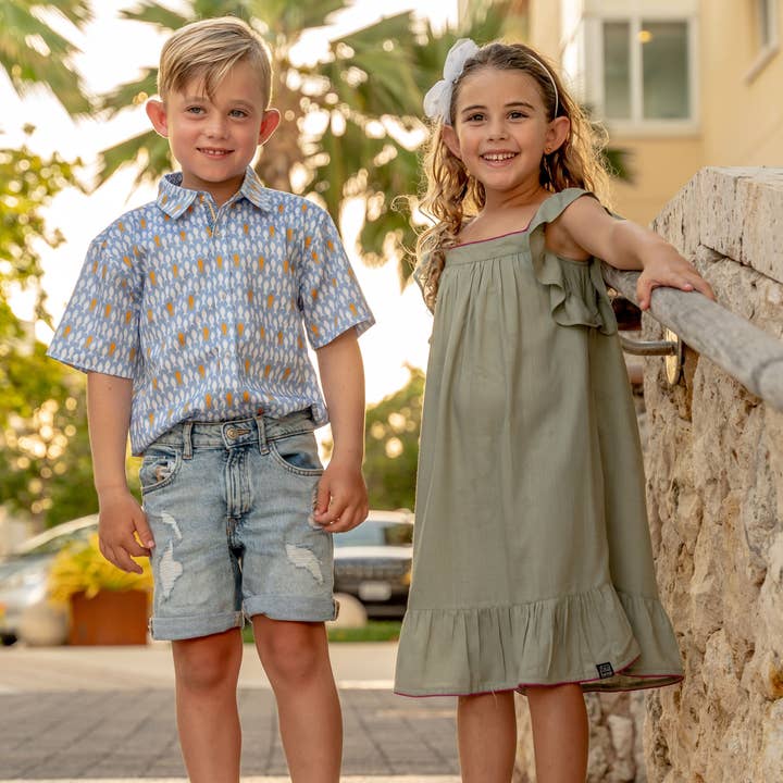 Robe à manches volantées Sage pour la vente par TukTuk Designs