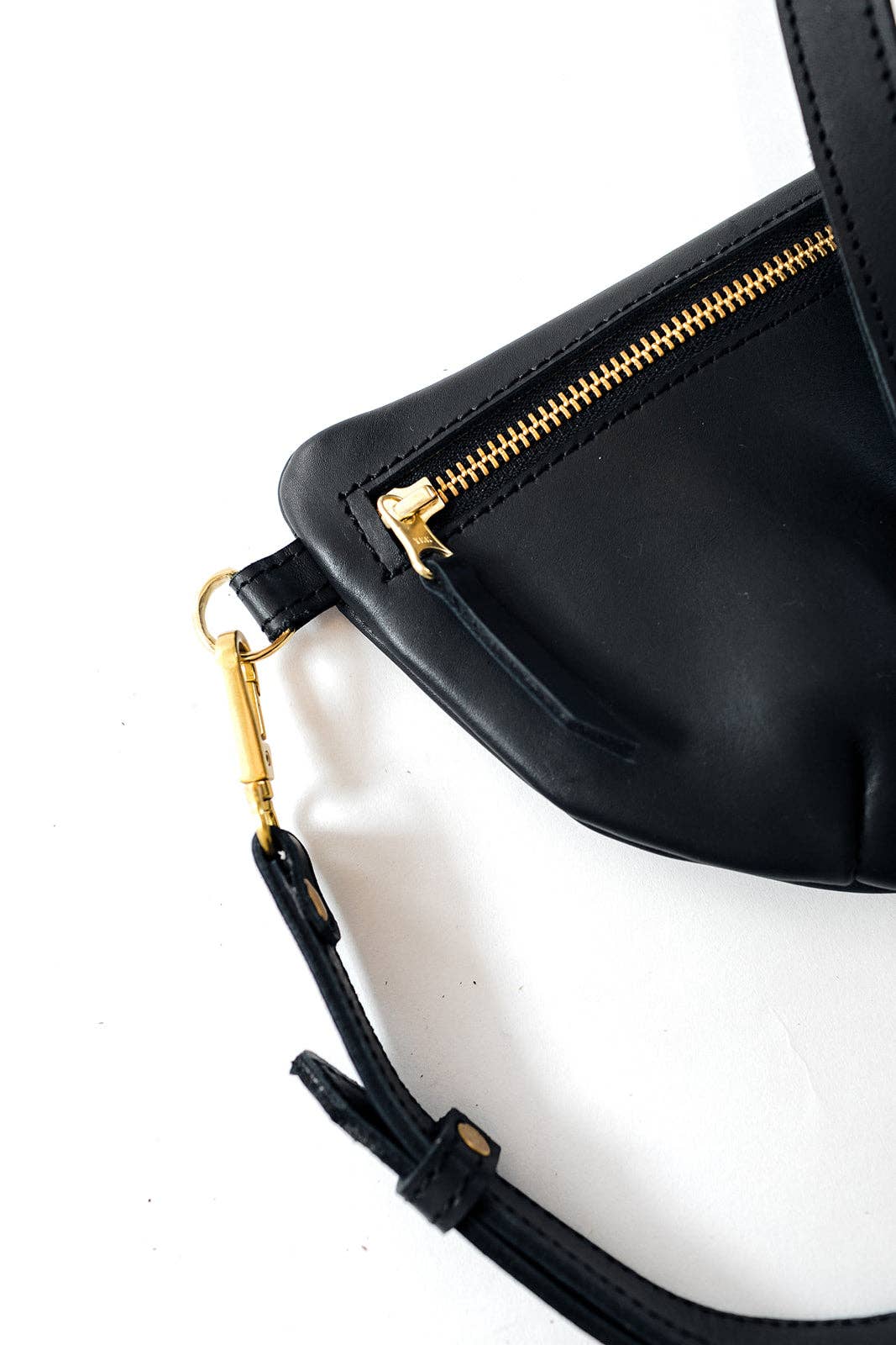 ABBY ALLEY - Wholesale Belt Bag - Women's - Sling Bag, Black14