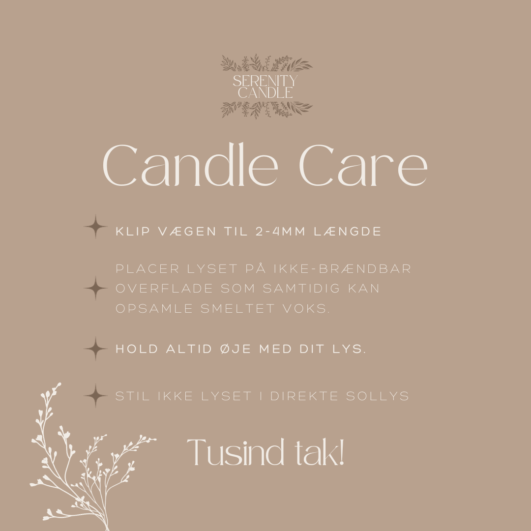 Serenity Candle - Wholesale Novelty Candle - Twisted Christmas Tree1