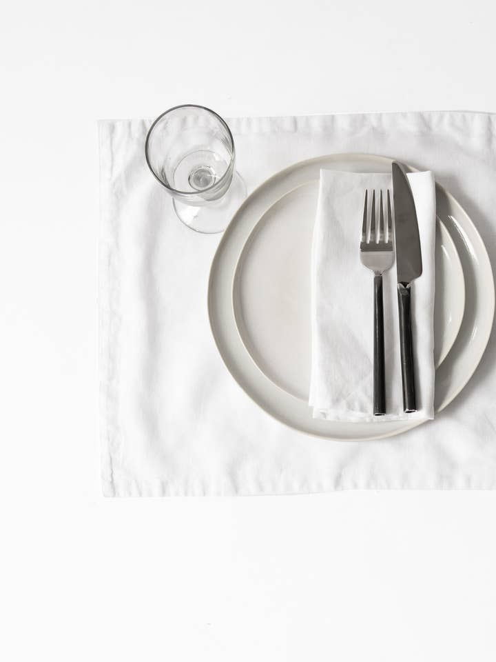 Placemat linen for wholesale by Tell Me More