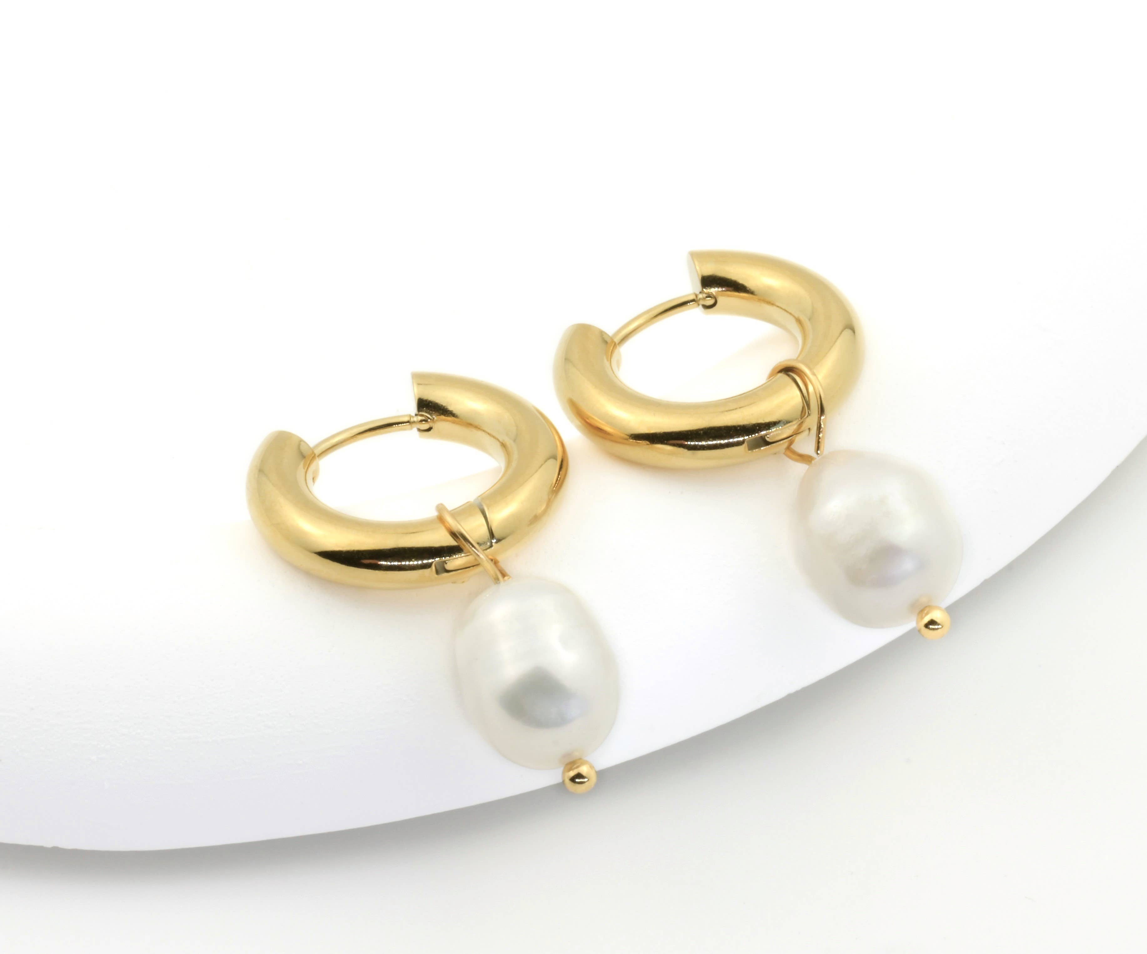 Blueyejewelry - Wholesale Hoop Earrings - Gold Pearl Earrings - 18k Gold Stainless Steel Pearl Hoops10