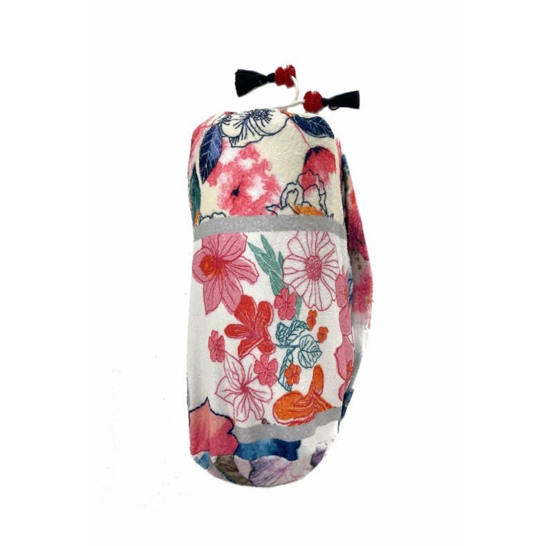 Tolani - Wholesale Throw Blanket - Isabella Blue Floral- Printed Plush Reversible Blanket5