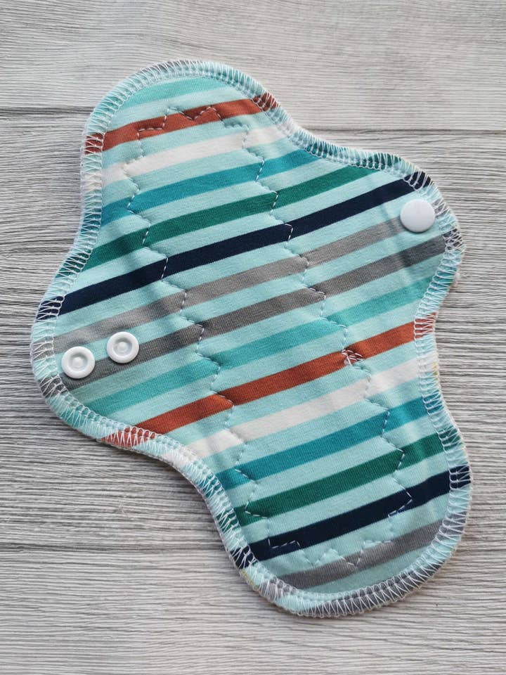 Katoenen inlegkruisje van 20 cm, gestreept voor wholesale door KKfabricsandcreations