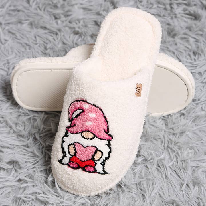 Wona Trading, Inc. - Wholesale Slippers - Women's - Dwarf Print Soft Home Indoor Floor Slippers