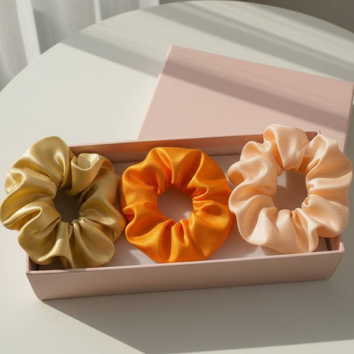 Ensemble de chouchous en satin en gros | Ensemble Or Orange Pêche pour la vente par Whispering Petals Handmade