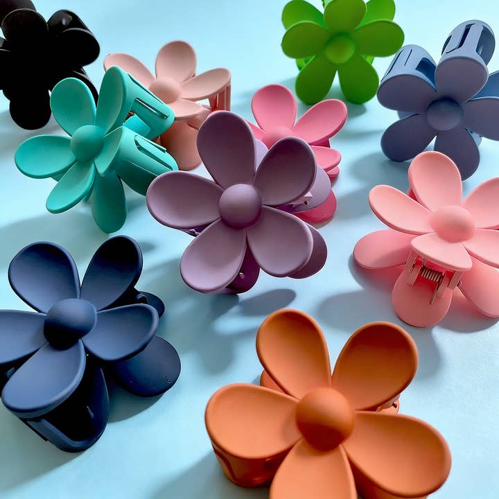 Matte Floral Hair Claw Clip–Cute & Strong Hold_CWAHA07310 for wholesale by ACCITY