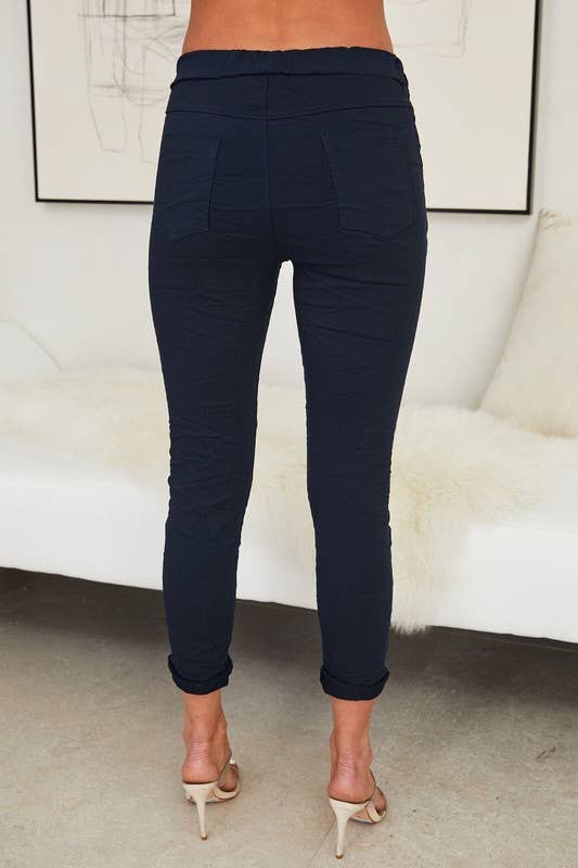 VENTI6 – Großhandel Hose – Damen – SOLIDE KNITTERFALTEN-JOGGER MIT KORDELZUG (50060)10