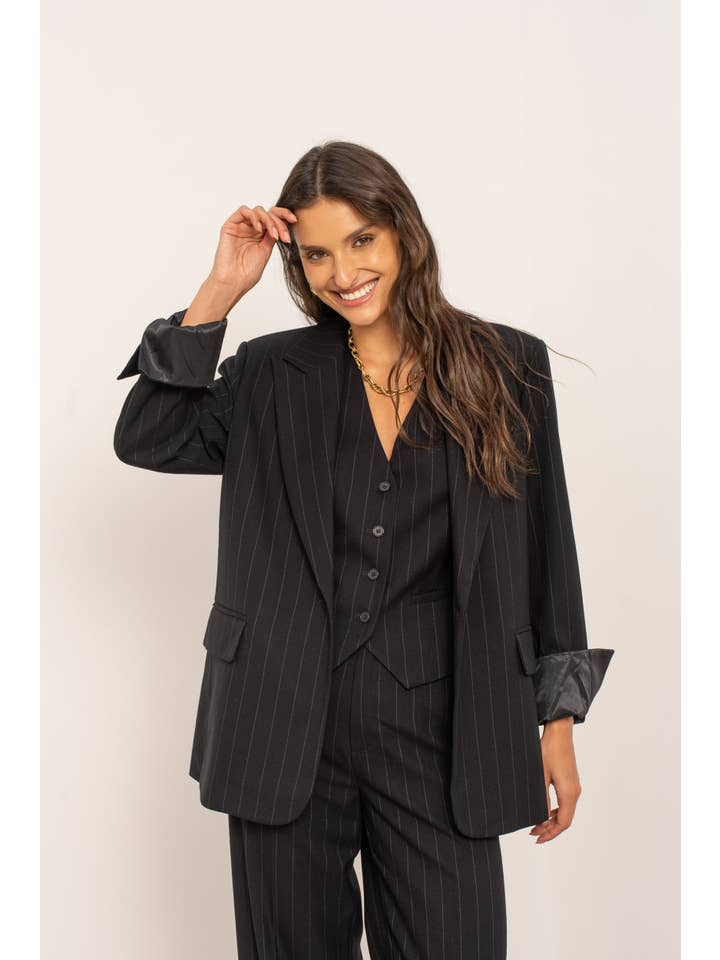 Attentif Paris - Wholesale Blazer - Women's - Oversized pinstripe blazer22