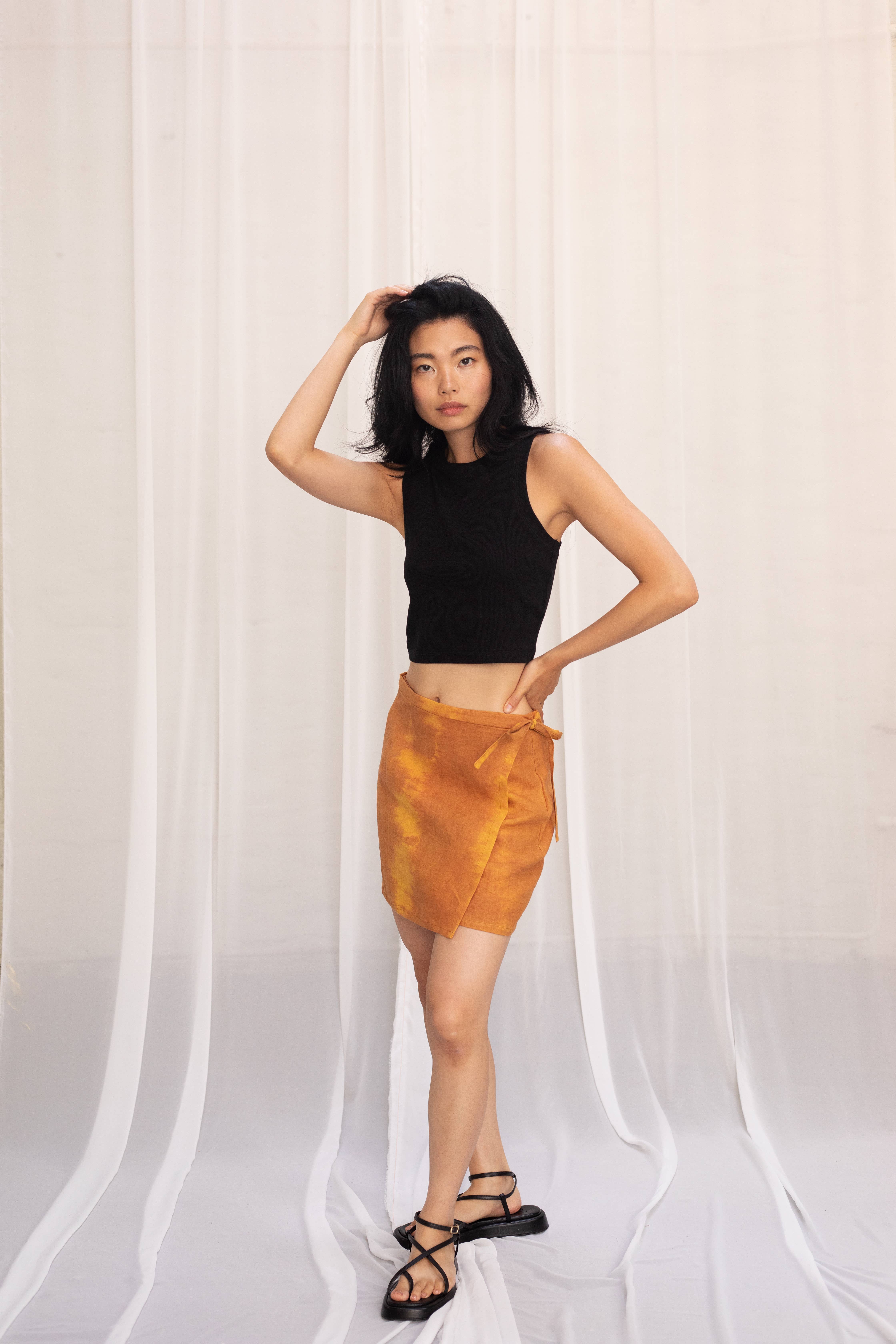 OY A – Saia - Mulher por atacado – OY A LAB: Saia envolvente de linho laranja açafrão7