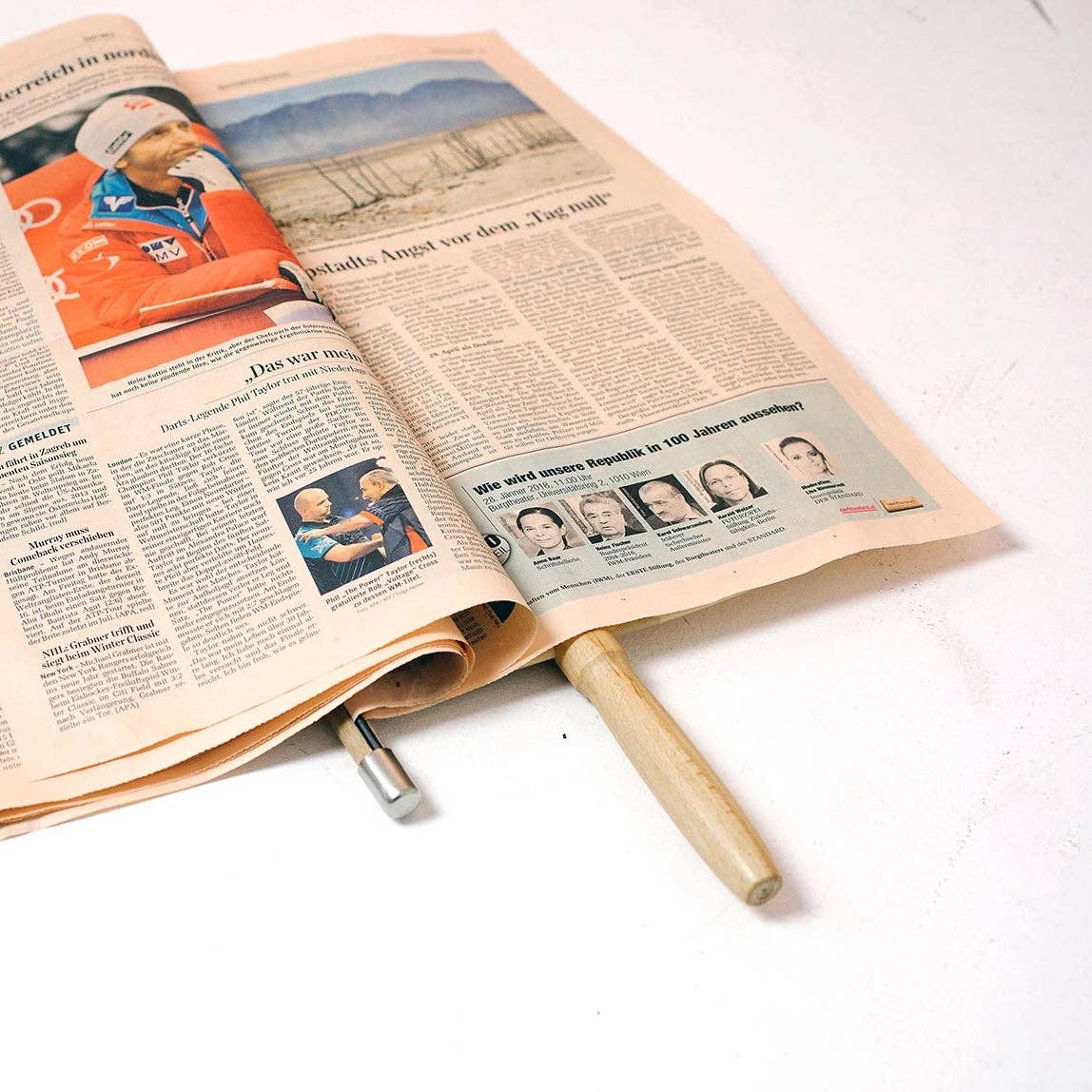 Formpoet - Wholesale Magazine Rack - Newspaper holder nature 40 cm4