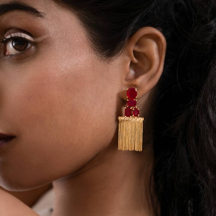 DIORA - Wholesale Dangle Earrings - Labradorite gemstone dangle earrings | Artisanal jewelry1