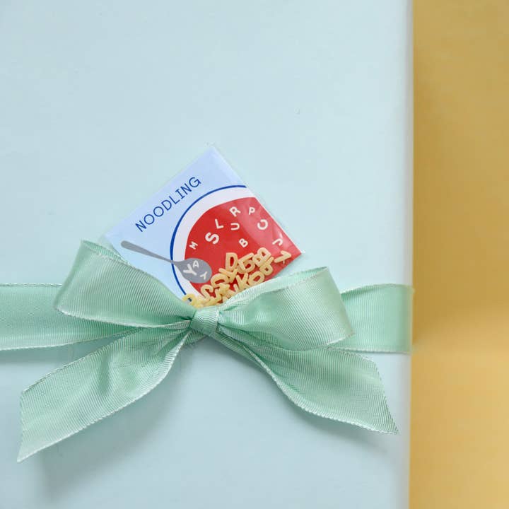 TOPS Malibu - Wholesale Party Favor - 10 Little Surprizes™ Assortment Bag - Birthday7