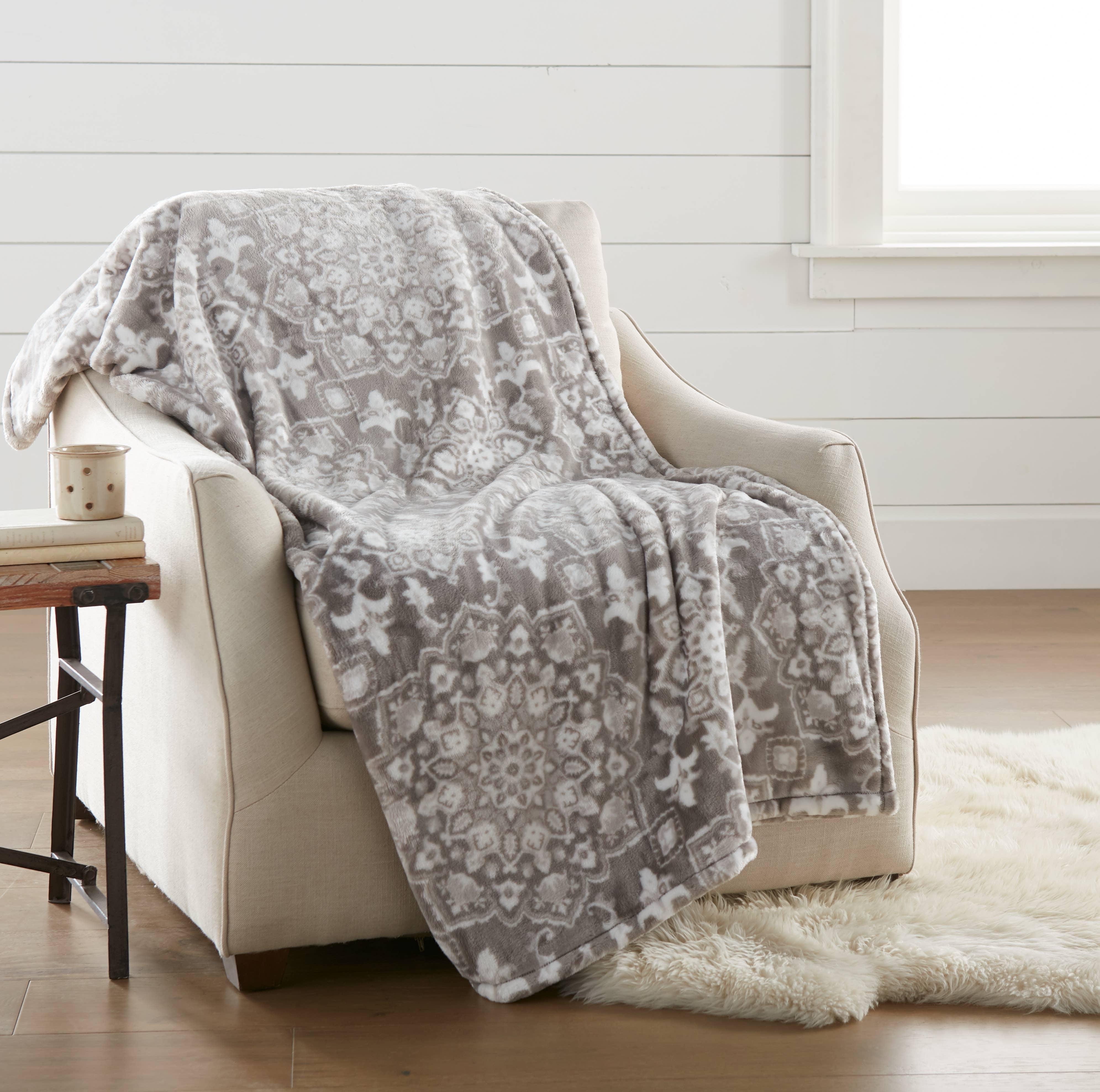 Crafted by Catherine - Wholesale Throw Blanket - Velvet Plush Throw 60" x 70"5