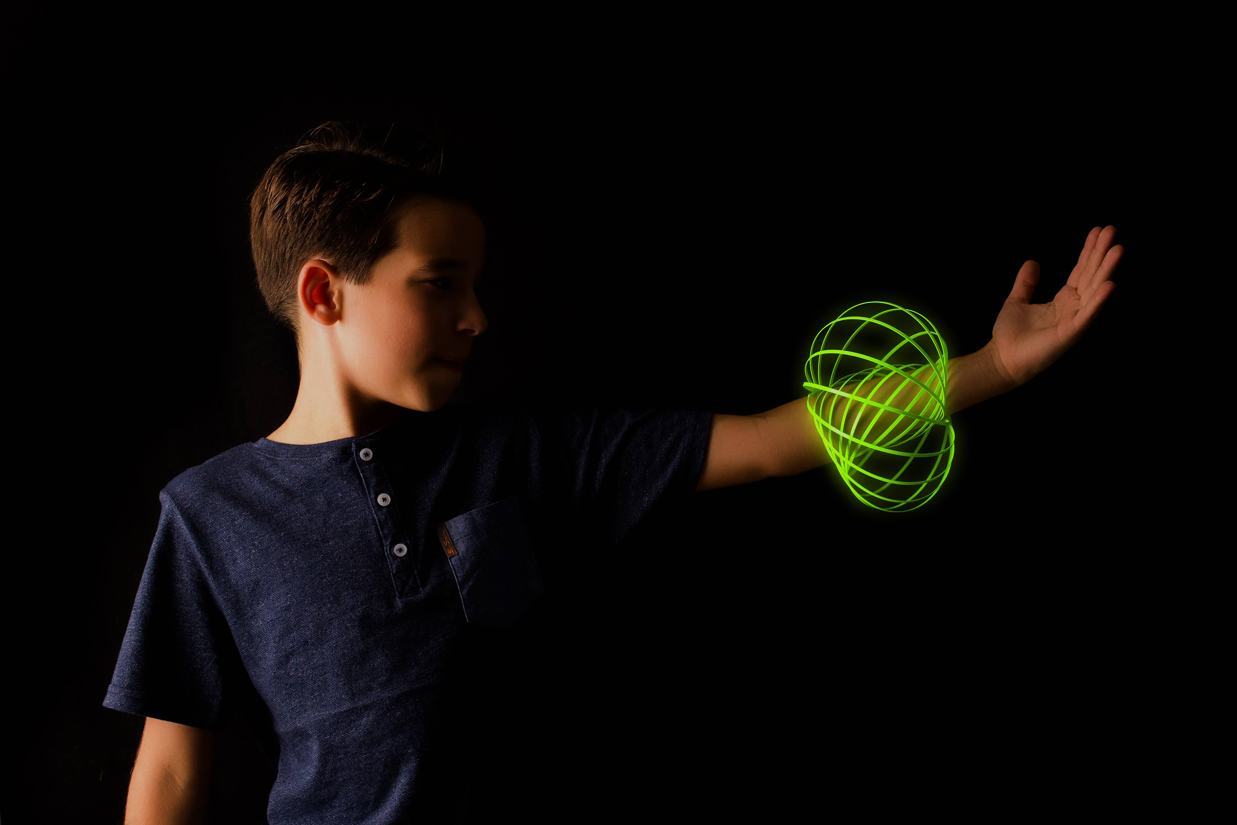 Fun In Motion Toys - Wholesale Fidget Toy - Kids - Glozi - Flow Toy - Glowing Yellow1