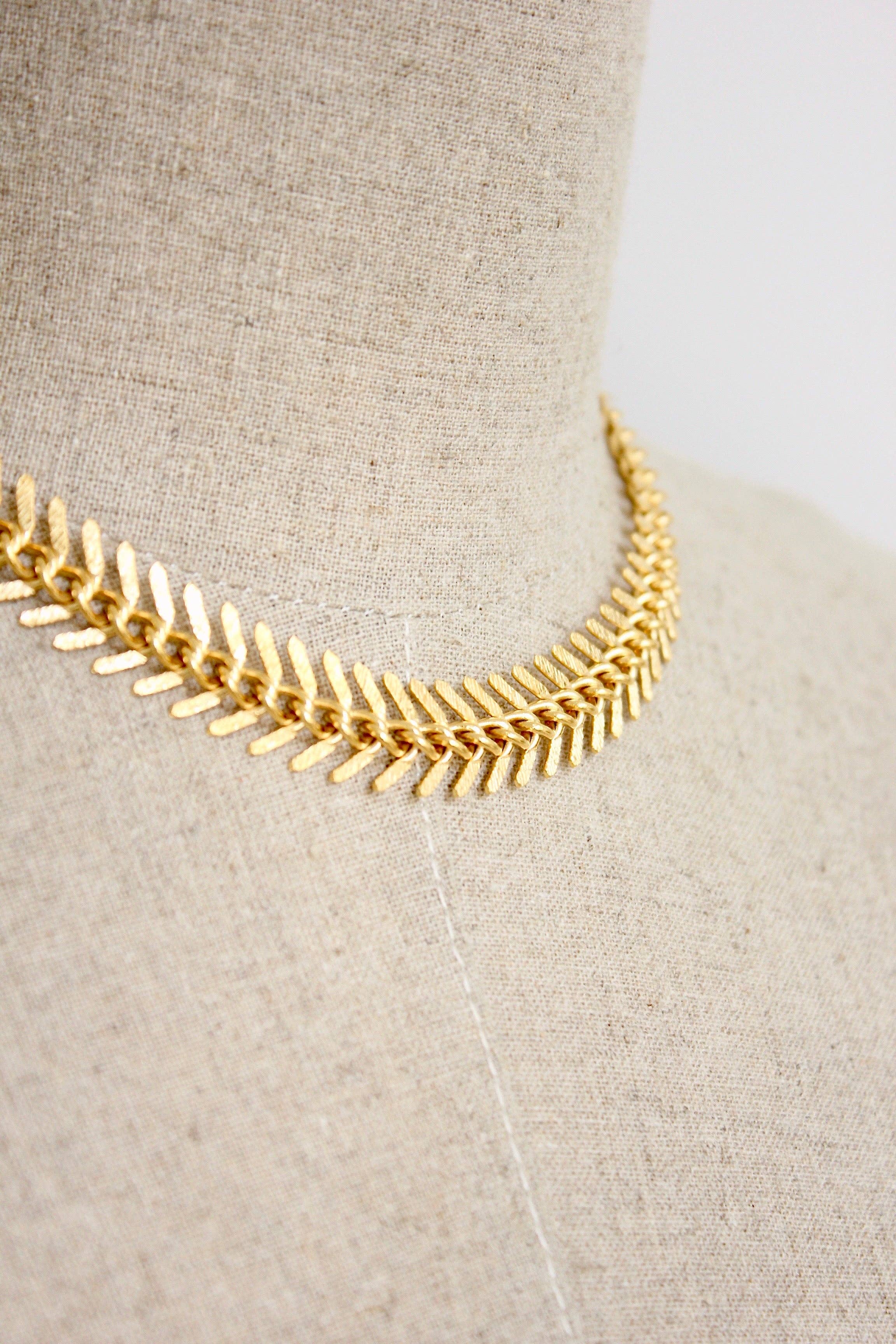 David Aubrey Jewelry - Wholesale Link & Chain Necklace - DOR215 18k matte gold fish bone necklace5