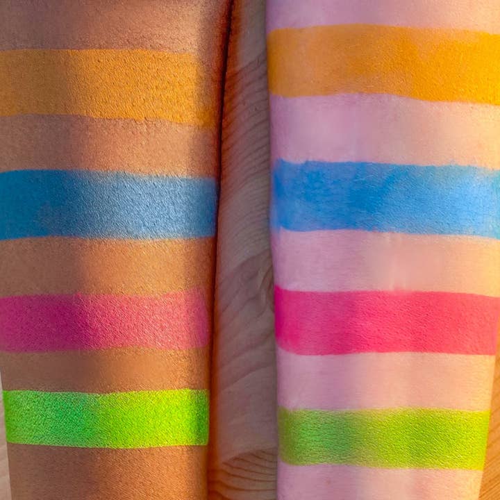 Neos Palette for wholesale by The French Touch