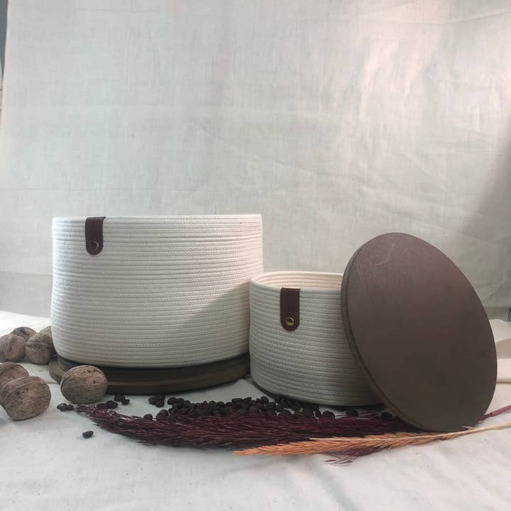 SannasDecor - Vendita all'ingrosso Cestini - Cestino di corda, doppio cestino bianco, coperchio in legno, cestino fatto a mano5