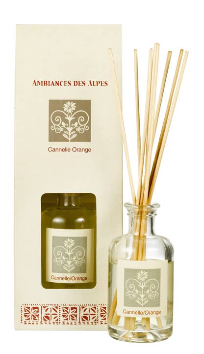 Boeket met de geur van kaneel en sinaasappel voor wholesale door Ambiances des Alpes