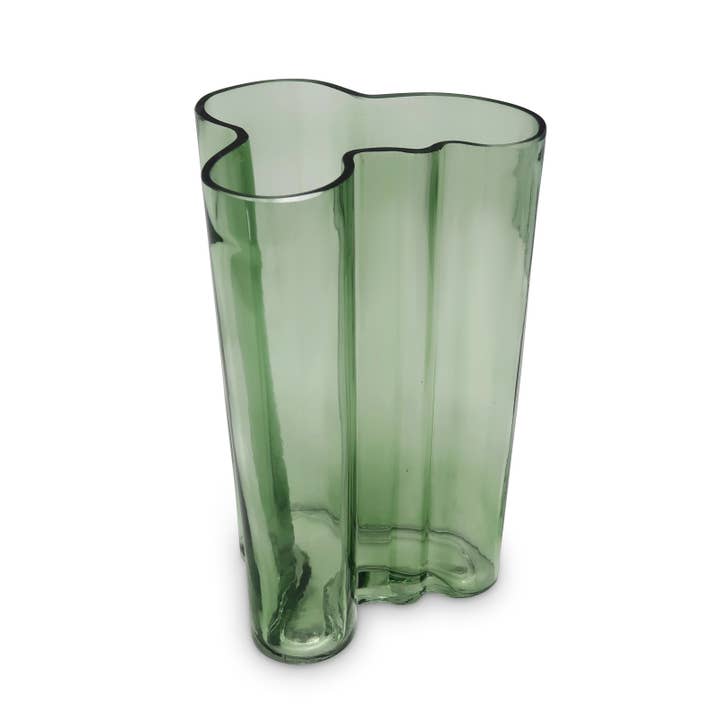 VIVIENCE – wholesale Vase – Tinted Curved Vase (2 sizes, and many colors Available)