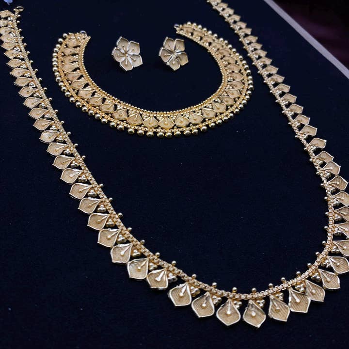 Quirky Fashions - Wholesale Jewelry Set - Handcrafted Gold-Tone Temple Jewelry Set With Earrings