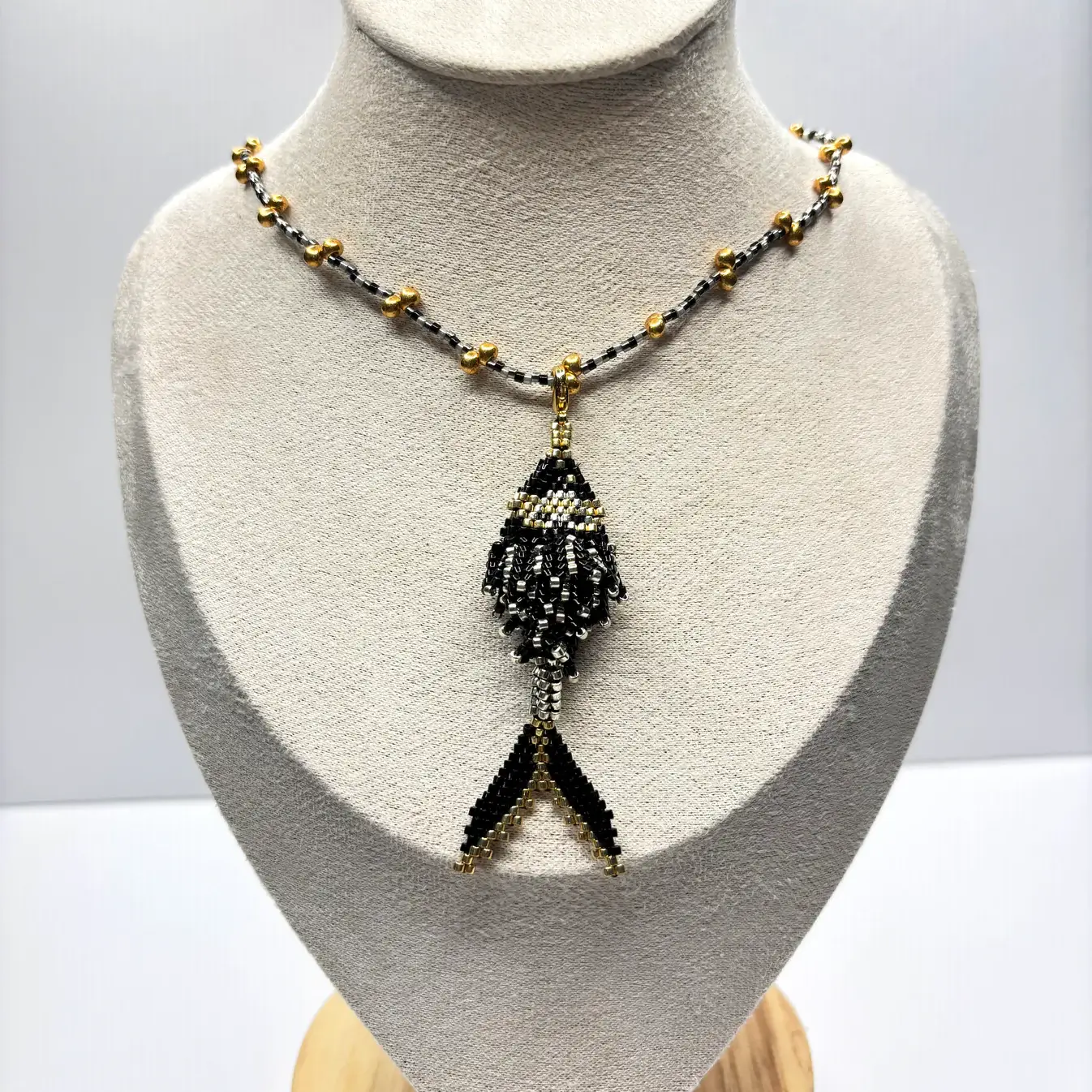 Bellalu Jewelry and Accessories - Wholesale Pendant/Charm Necklace - Murano Fish Shape Necklace2