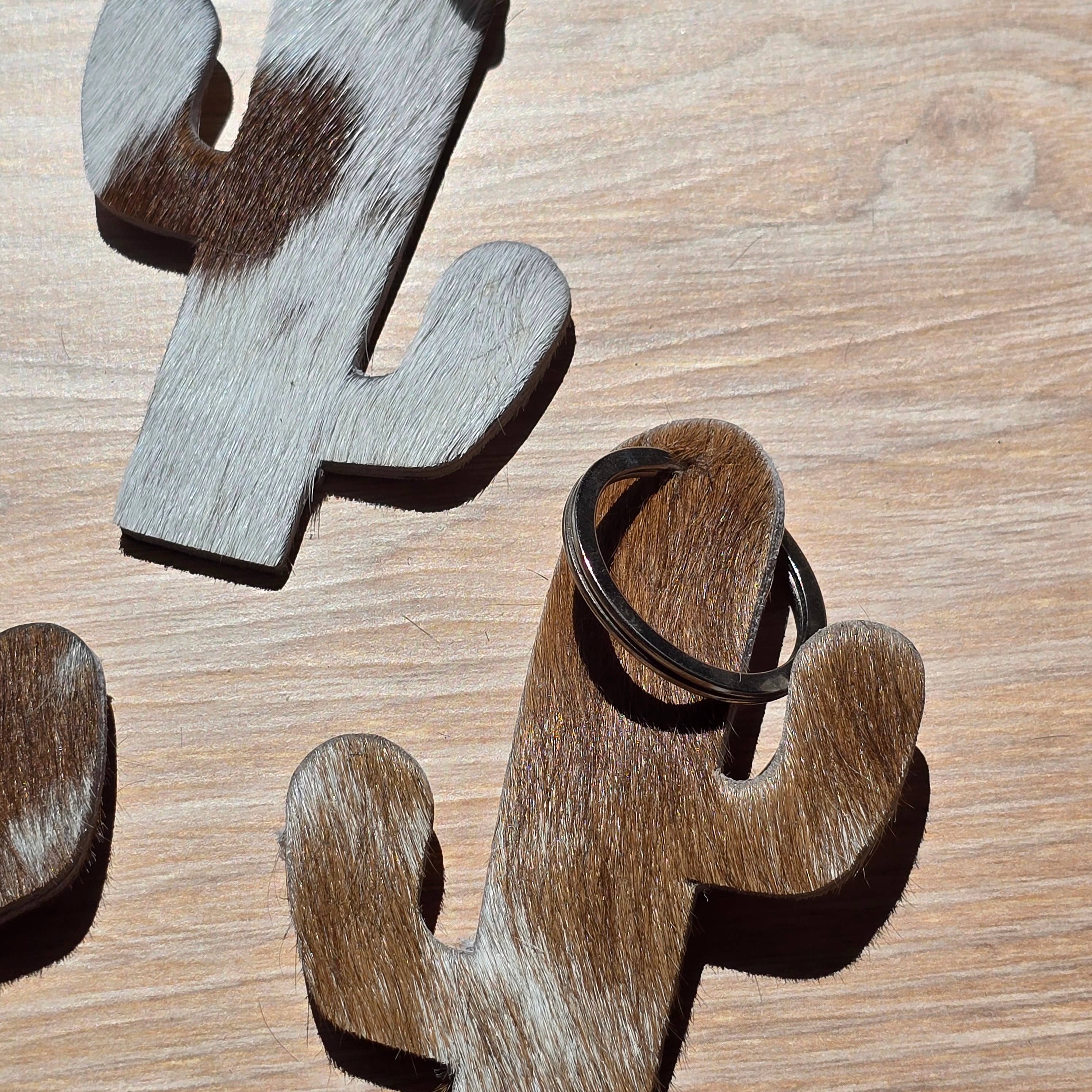 Ranchers Closet - Vente Porte-clés – unisexe - 10 pcs. Porte-clés en cuir véritable de cactus – Fait main en poils4