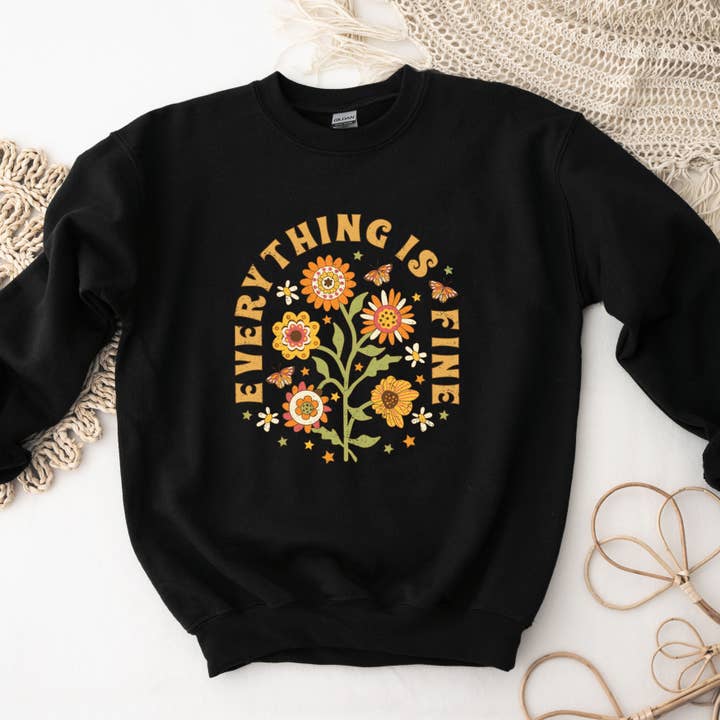 Sweat-shirt fleuri Everything is Fine pour la vente par Light & Shine