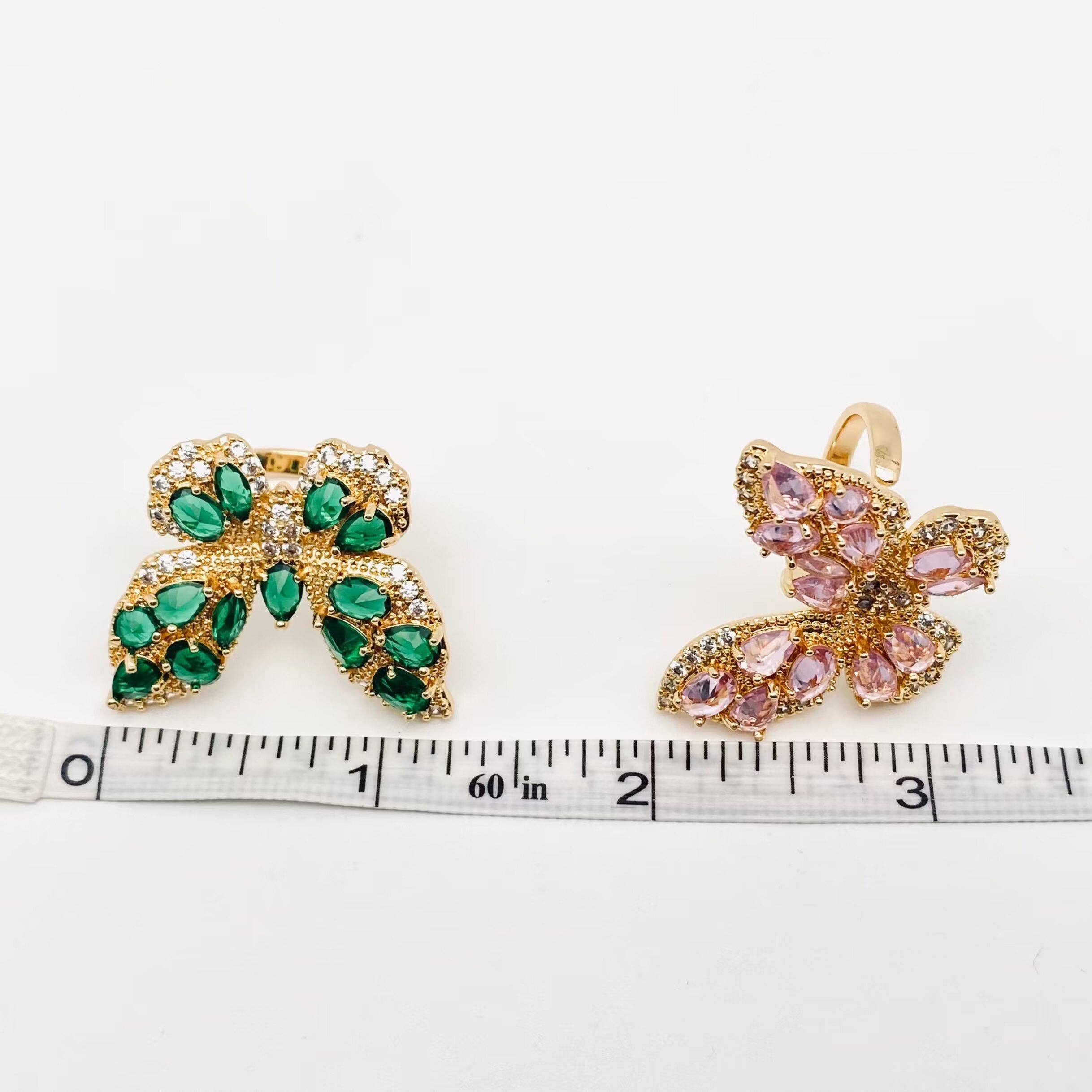 Mio Queena – wholesale Cocktail/statement ring – Inlaid Cubic Zirconia Large Butterfly Adjustable Ring3