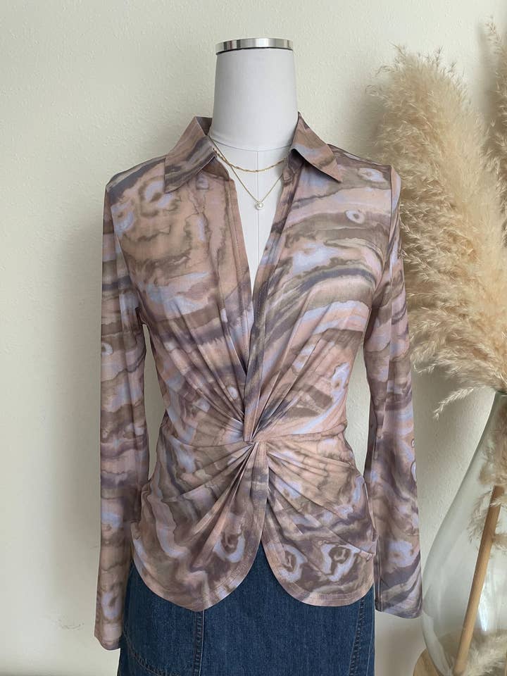 TWIST FRONT SKJORTA för wholesale av ACOA COLLECTION