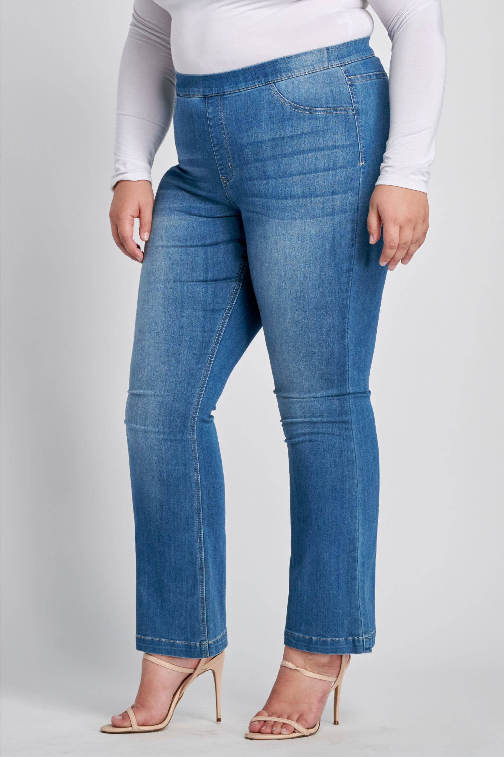 Cello Jeans - Wholesale Jeans - Women's - Plus Mid Rise Medium wash Flare Jegging (30") [AB35324MP-30]4